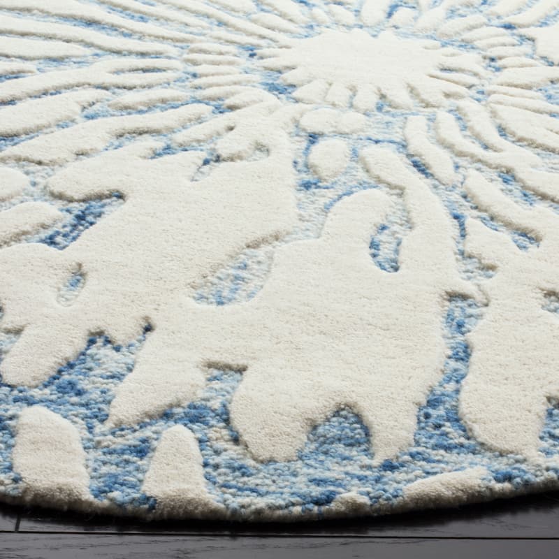 SAFAVIEH Handmade Bella Terzia Modern Floral Wool Rug