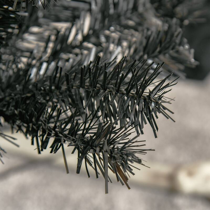7FT Unlit Slim Pencil Christmas Tree, Artificial Douglas Fir with 818 Tips, Realistic Branches & Lightweight Base