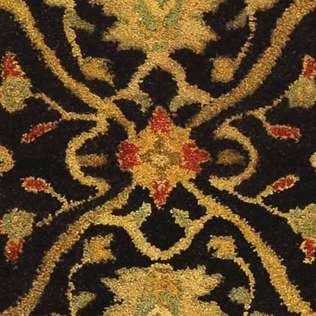 SAFAVIEH Handmade Antiquity Izora Traditional Oriental Wool Rug