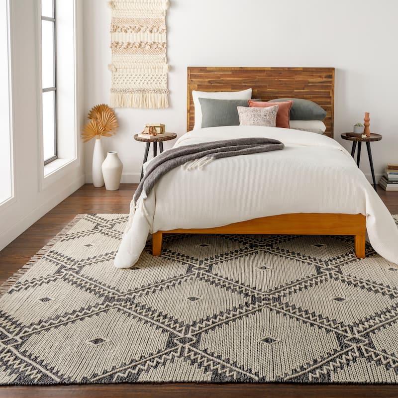 Livabliss Beto Handmade Geometric Nomad Cotton Area Rug - Black - 8' 10" x 12'