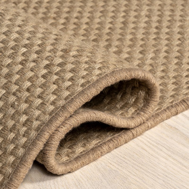 Nuloom Ainara Solid Handmade Jute Area Rug