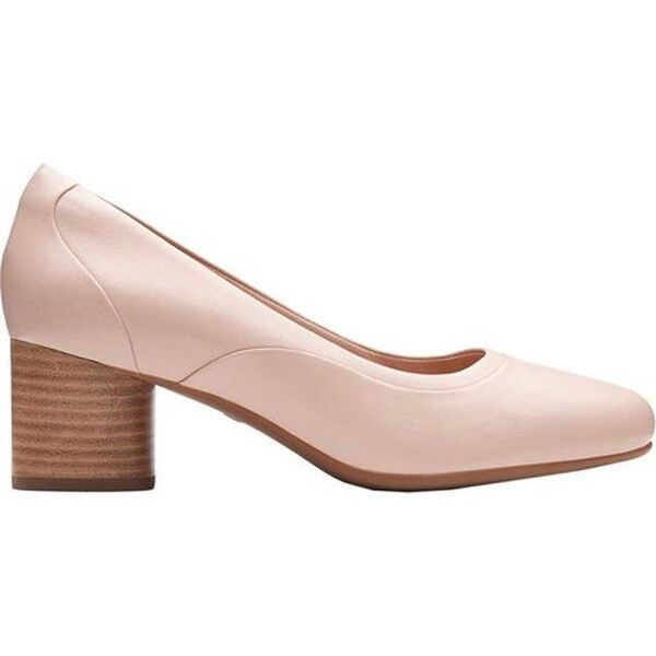 clarks blush pink shoes