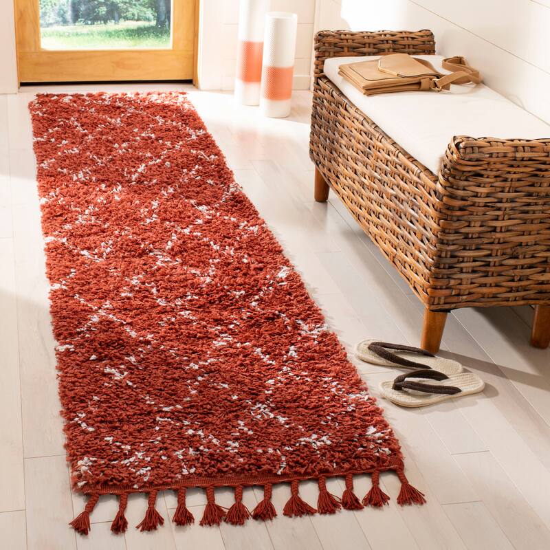 SAFAVIEH Pro Luxe Shag Yuna Moroccan Tassel 2.4-inch Thick - 2' x 8' - Rust/Cream - Runner
