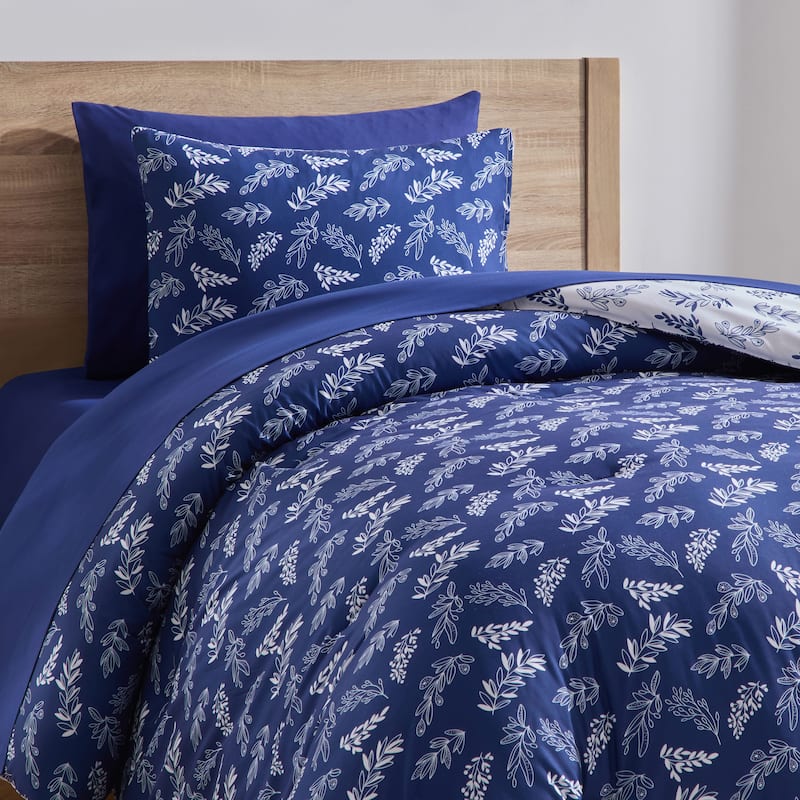 Empyrean 7 Pc Botanical Comforter Set with Sheets, Soft Breathable Lightweight Bedding Bag