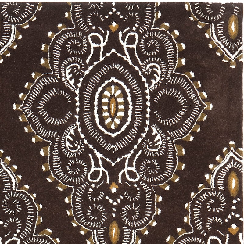SAFAVIEH Handmade Wyndham Geanina Modern Wool Rug