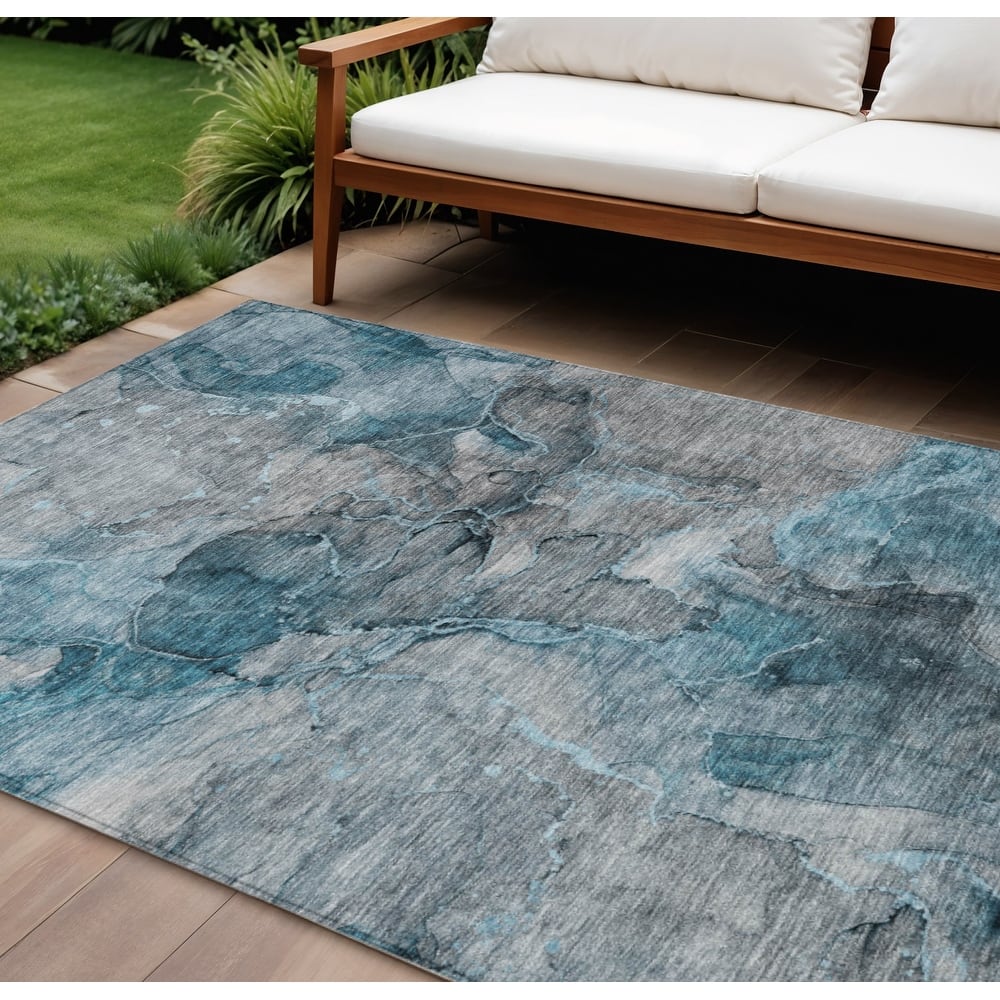 HomeRoots Abstract Transitional Rectangle Outdoor Rug