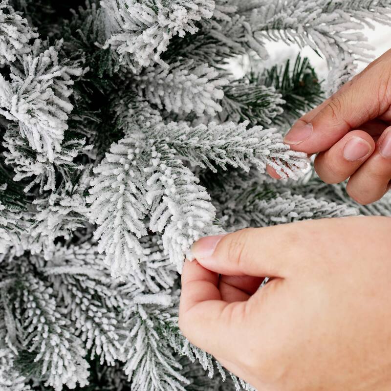 Costway 4.5 FT/6FT/7FT Pre-Lit Christmas Tree Snow Flocked Hinged Xmas