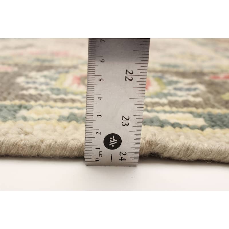 ECARPETGALLERY Hand-knotted Jules Serapi Light Grey Wool Rug - 4'10 x 8'0
