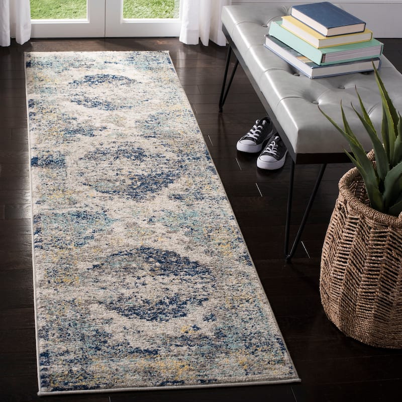 SAFAVIEH Madison Vintage Sondra Oriental Rug - 2'3" x 8' Runner - Light Grey/Blue