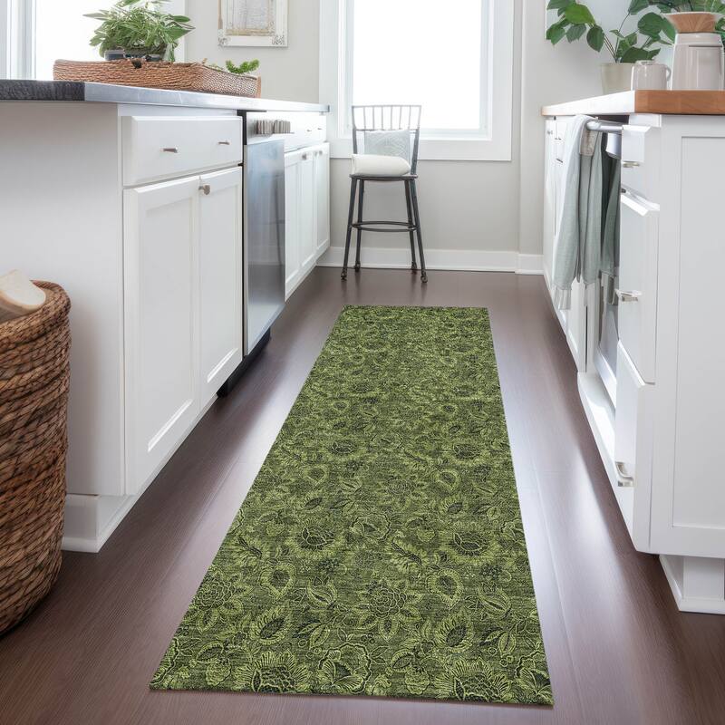Machine Washable Indoor/ Outdoor Chantille Floral Rug