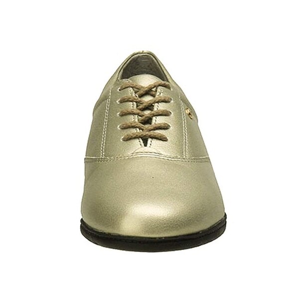 motion leather oxfords