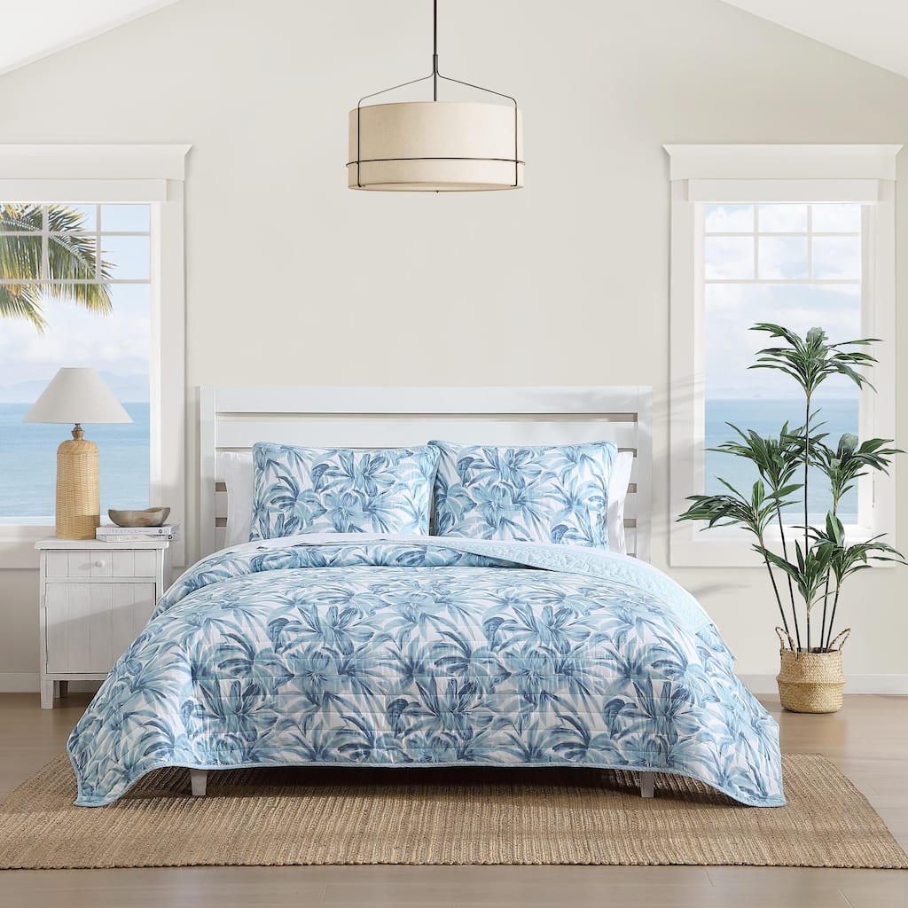 Tommy Bahama Aubrey Botanical Lightweight Reversible Cotton Quilt (Blue, 3 Piece Set)
