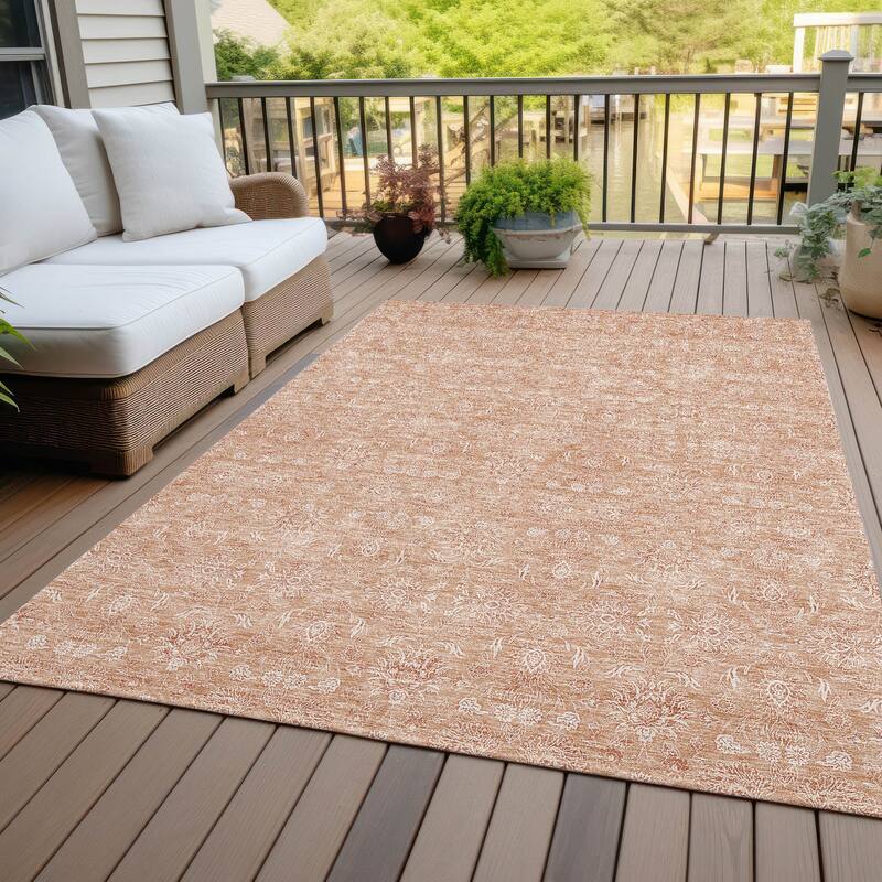 Machine Washable Indoor/ Outdoor Chantille Traditional Floral Rug