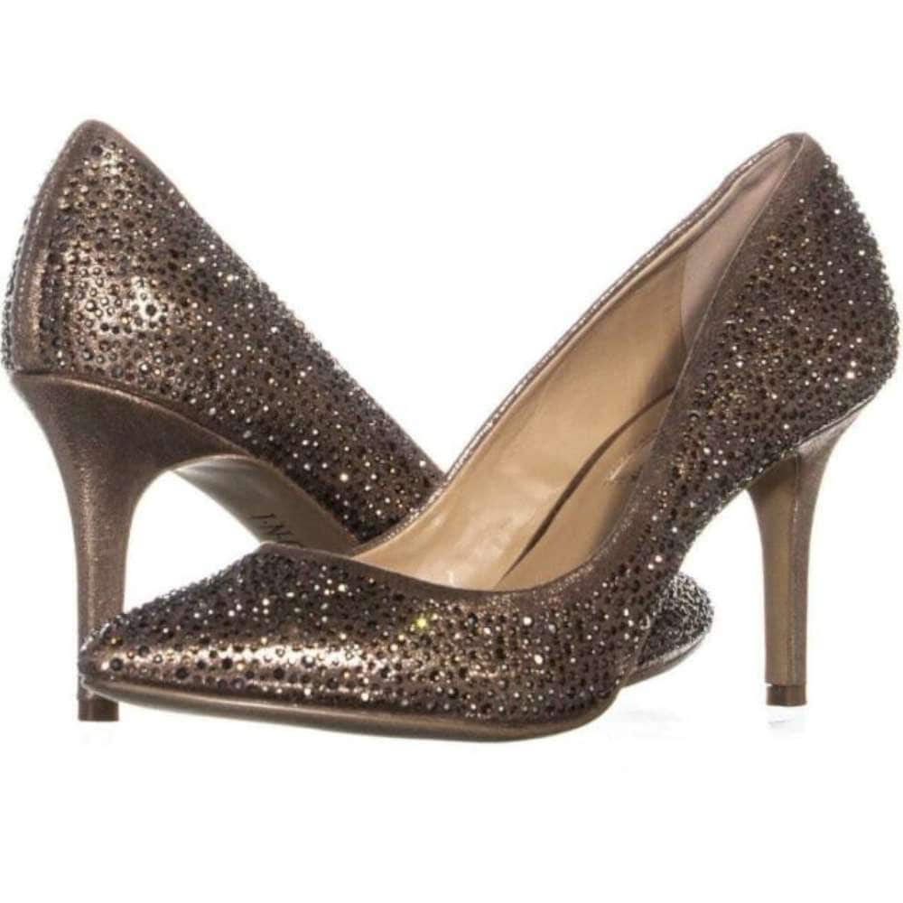 fabric pumps