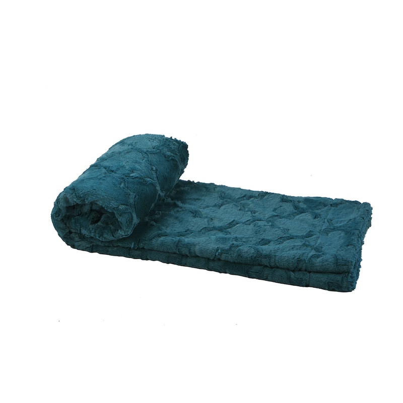 Ashley Brushed Fauxfur Throw with Sherpa and Borrego Backing