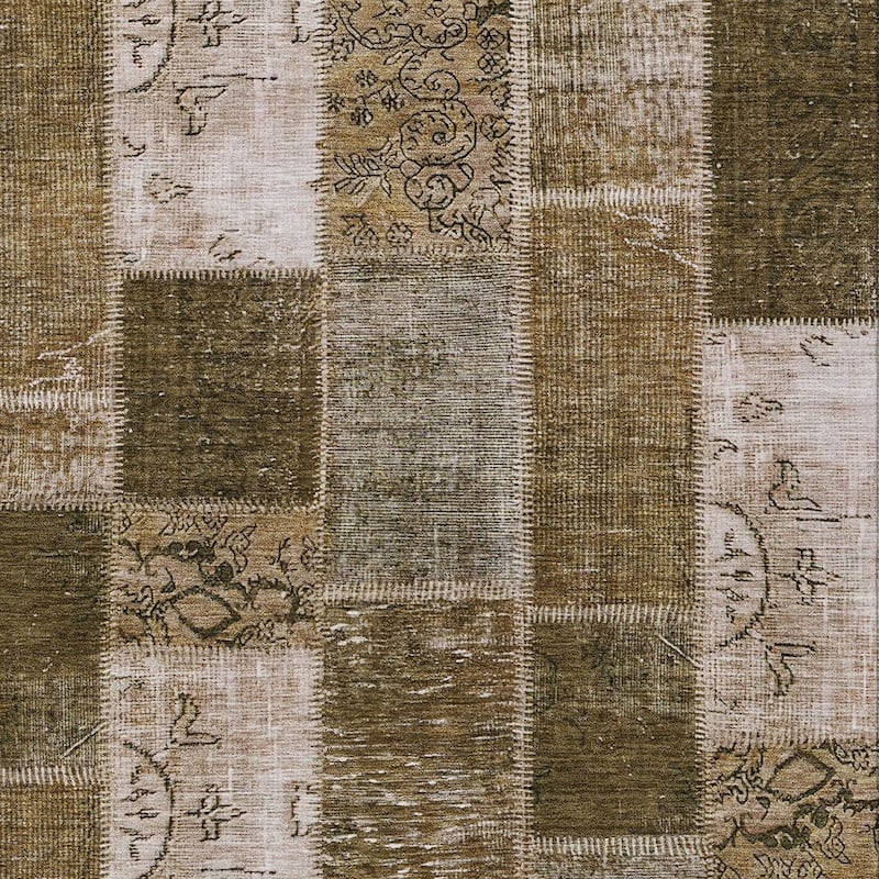 HomeRoots Patchwork Traditional Rectangle Outdoor Rug