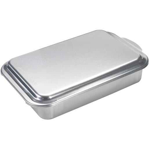 Nordic Ware Naturals 9/"x 9/" Square Aluminum Cake Pan with Lid