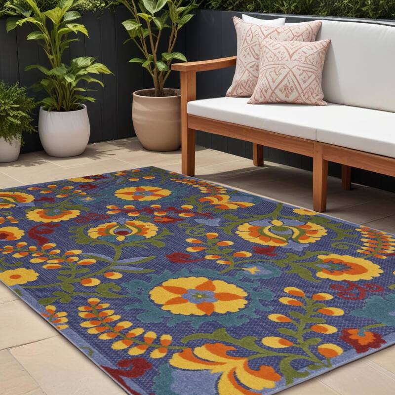 HomeRoots Contemporary Rectangle Outdoor Rug - 6' X 9' - Green/Yellow/Blue - 6' X 9'