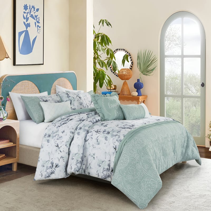 Vero Luxury 7 Piece Comforter set