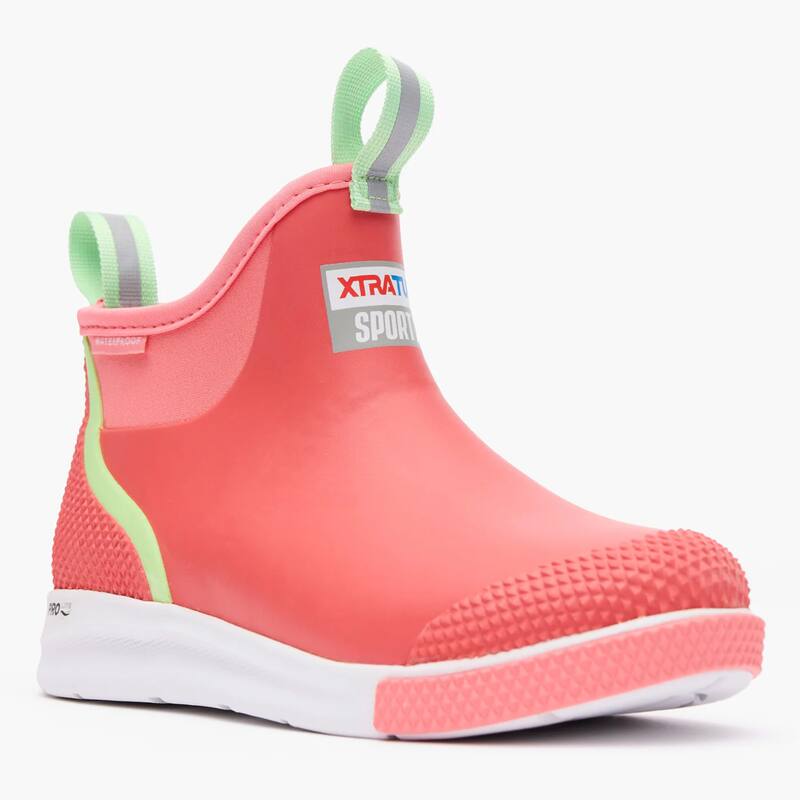 Xtratuf Women's 6 IN Ankle Deck Boot Sport - Coral - 11