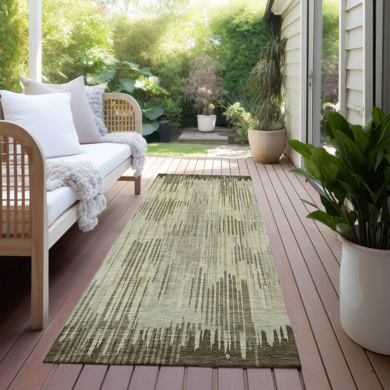 Machine Washable Indoor/ Outdoor Chantille Abstract Ombre Rug - Brown - 2'3" x 7'6"