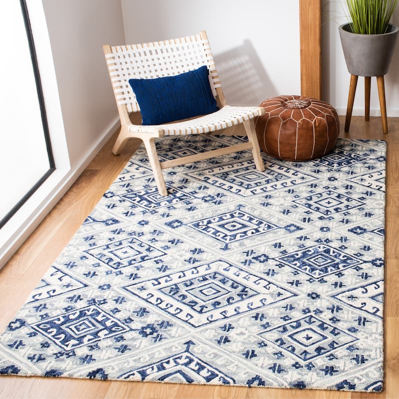 SAFAVIEH Handmade Aspen Idit Boho Tribal Wool Rug - - 3' x 5' - Grey/Navy