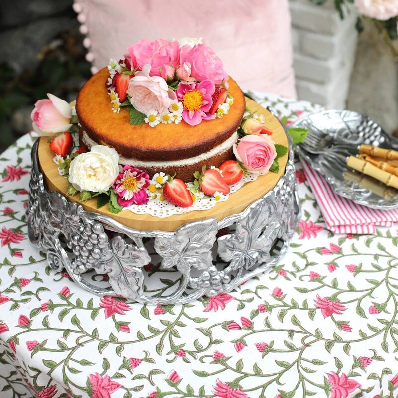 Pink Ivy Round Tablecloth