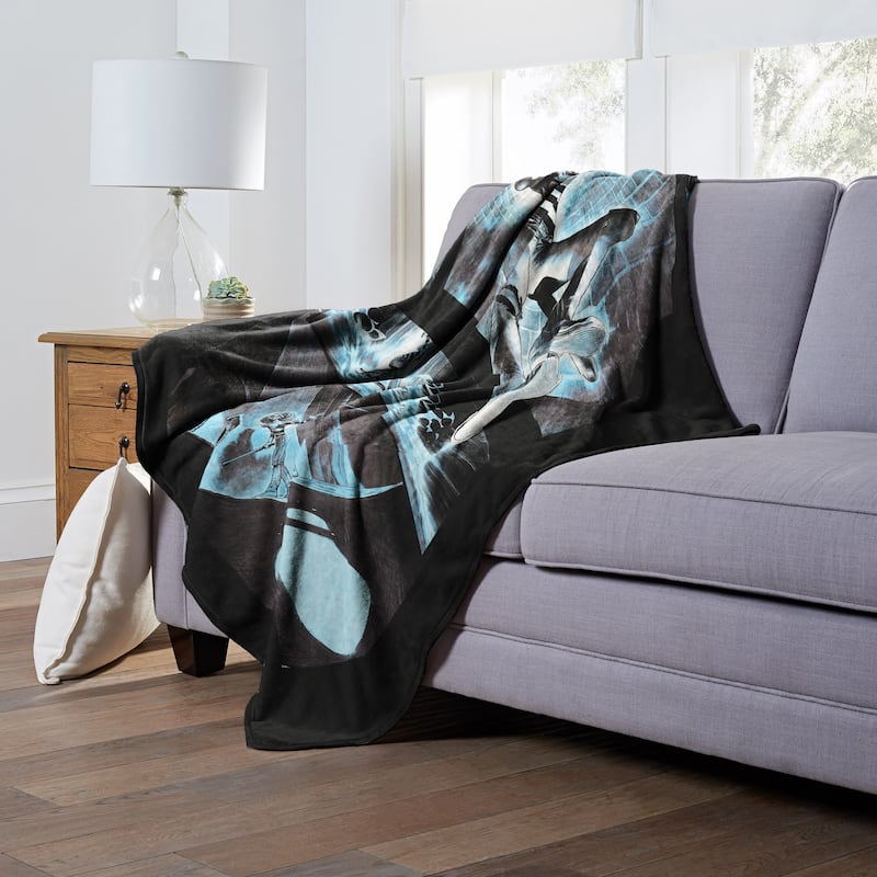 DC Comics Batman Dropping In Silk Touch Throw Blanket