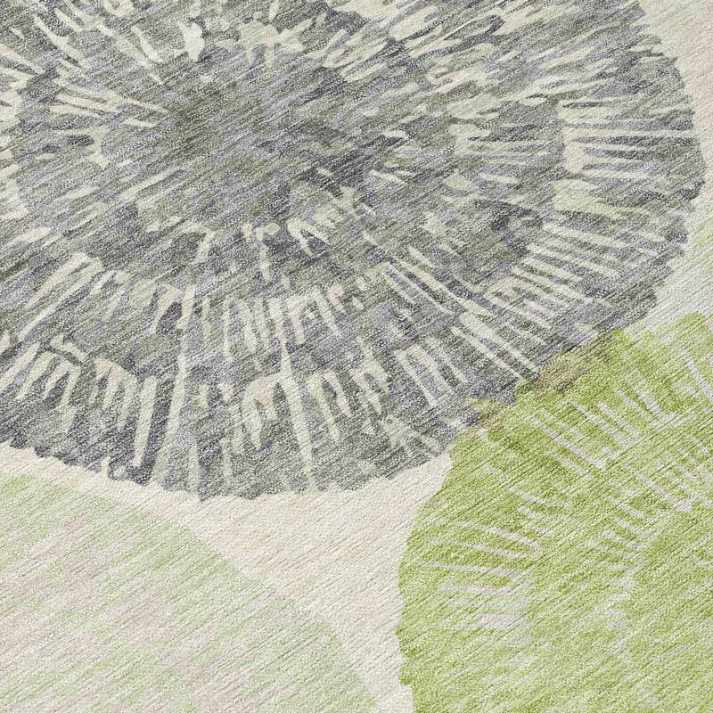 Machine Washable Indoor/ Outdoor Contemporary Devaughn Chantille Rug