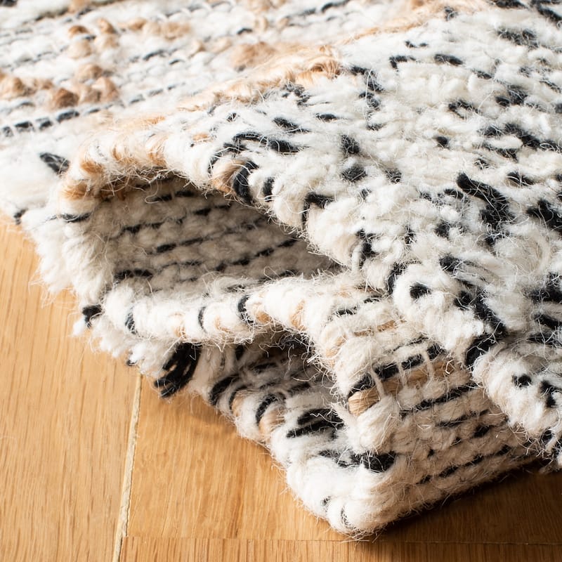 SAFAVIEH Handmade Natura Siemone Casual Wool Rug