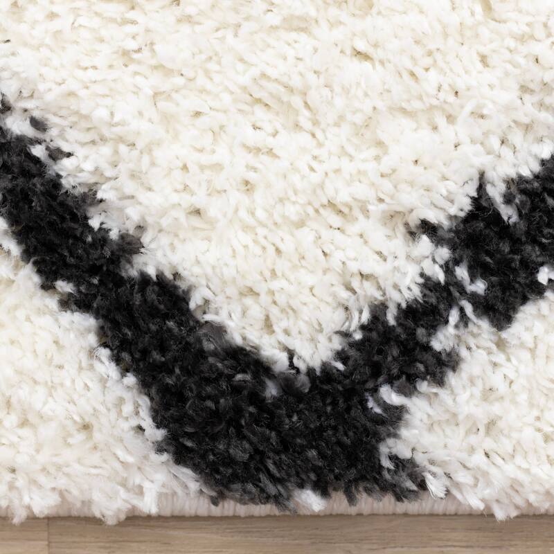 Taylor Collection - Cream Charcoal Soft Shag Trellis Indoor Area Rug