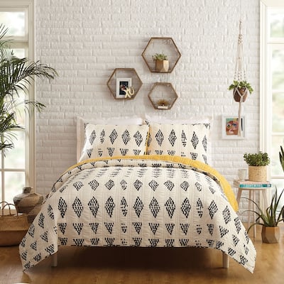 Prosperity 100% Cotton Reversible Quilt Set by Jungalow