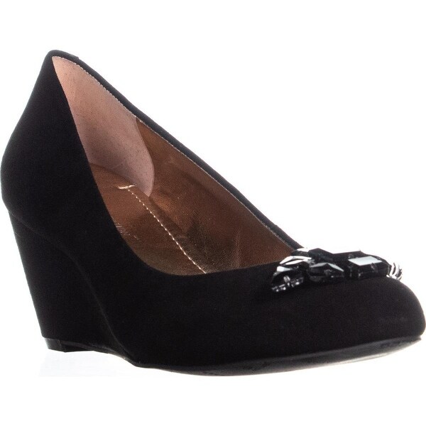 bcbg black wedges