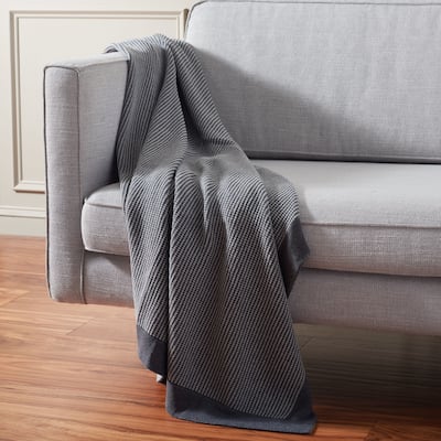 SAFAVIEH Home Franca 50x60-inch Throw