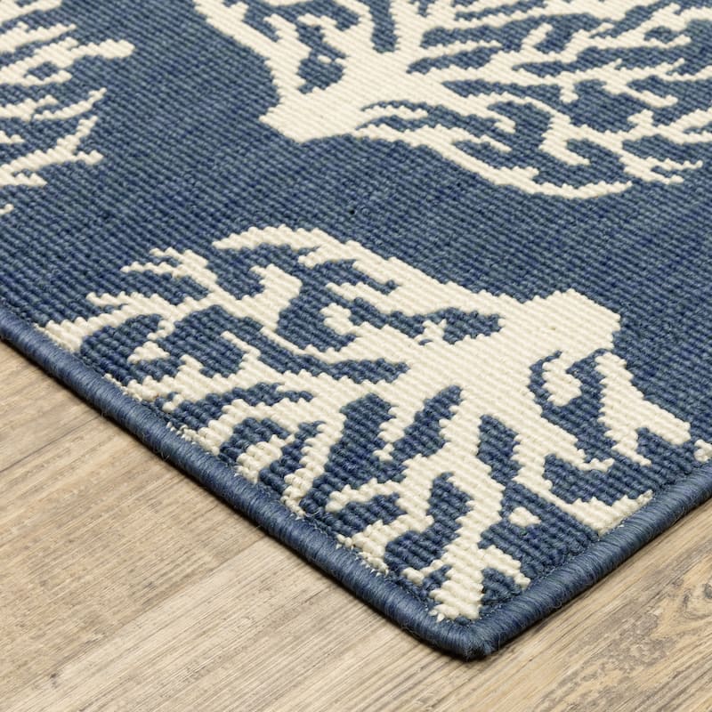 Miramar Coastal Coral Navy/ Ivory Indoor/Outdoor Area Rug