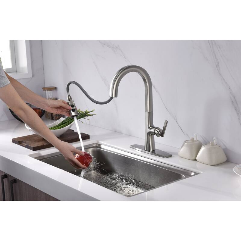 UltraFaucets Ardua Collection Single-Handle Kitchen Faucet With Pull-Down Spray