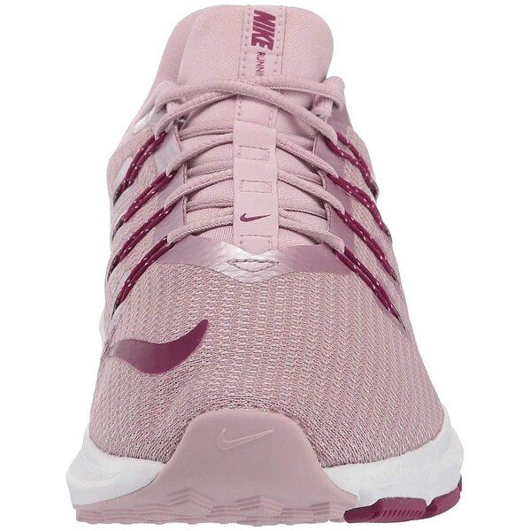nike quest plum chalk true berry