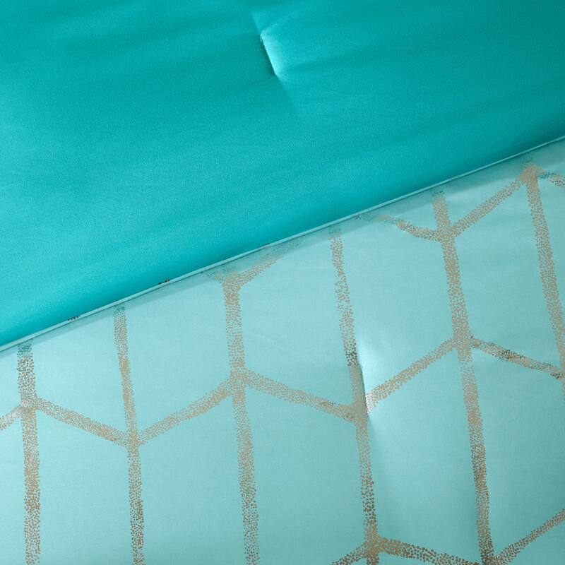Intelligent Design Khloe 5-pc. Metallic Printed Comforter Set