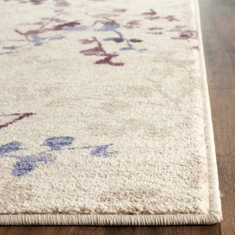 SAFAVIEH Evoke Kirsten Distressed Vintage Boho Rug