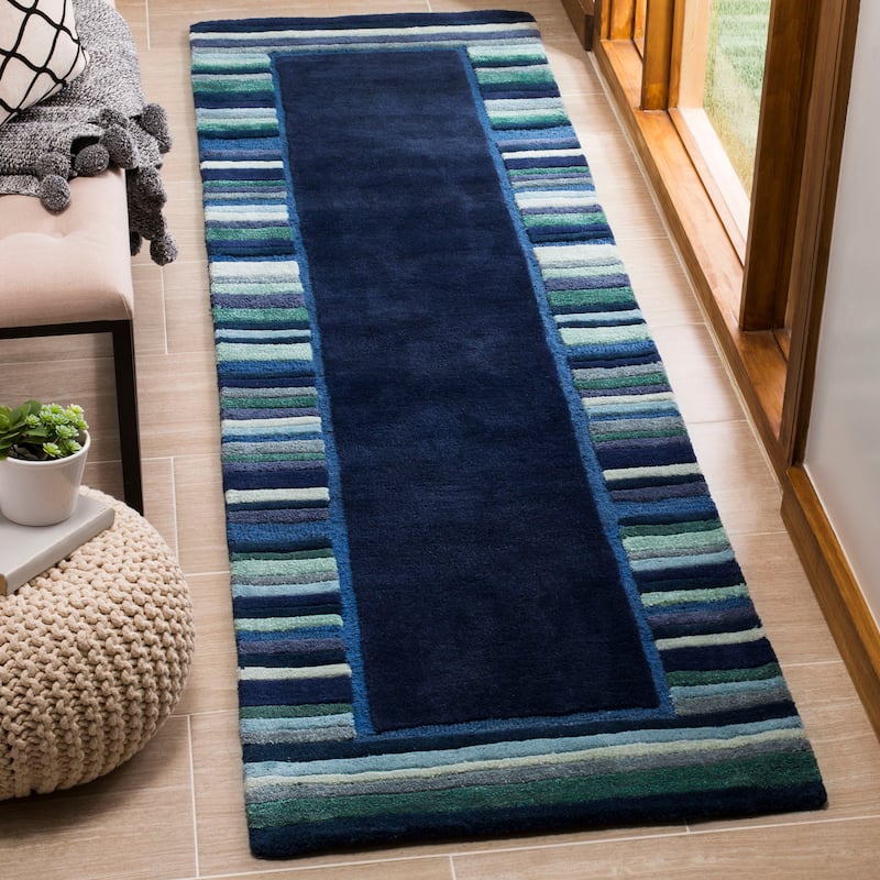 Martha Stewart by SAFAVIEH Striped Border Wool Rug