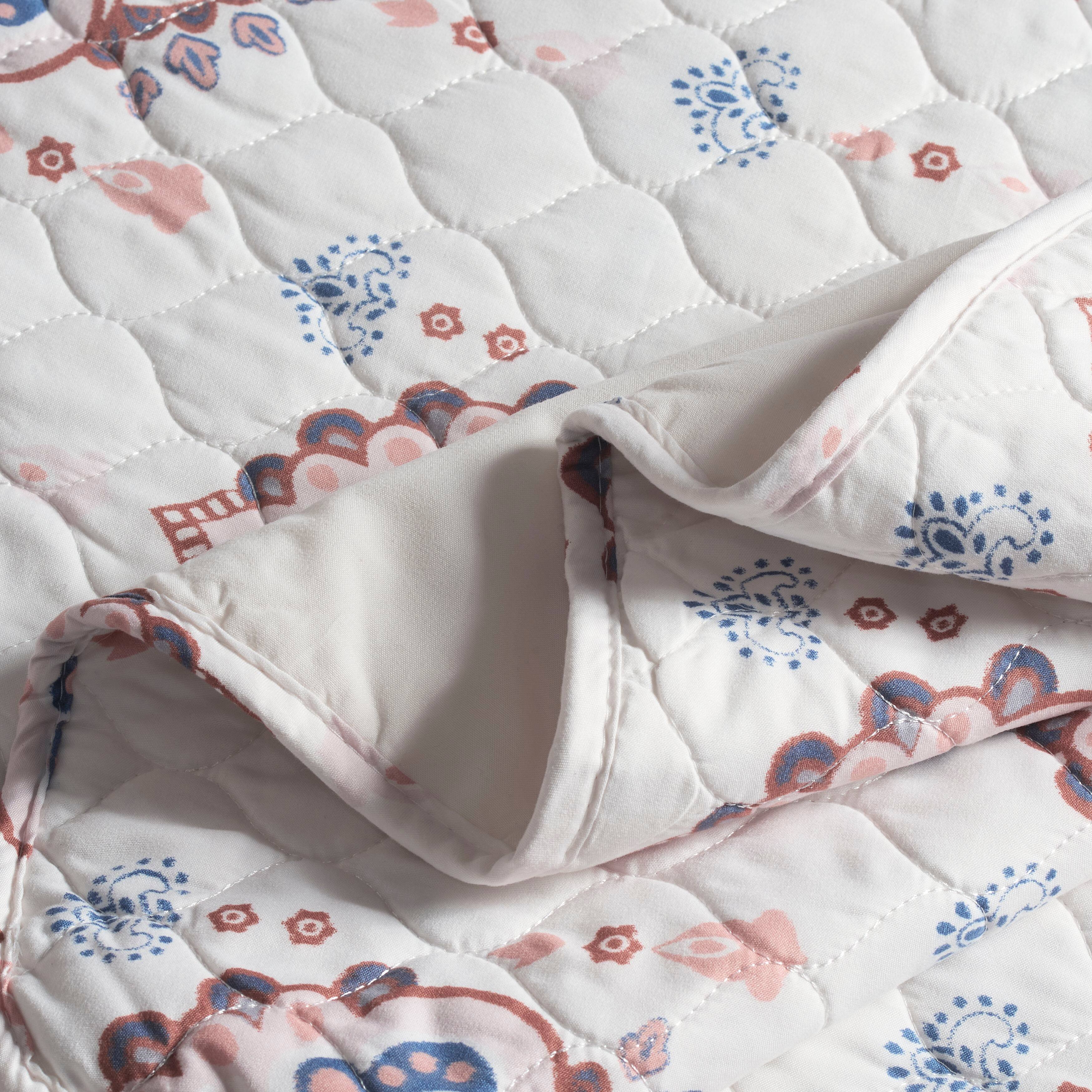 Lucky Brand Quilt Set Bedding 3 Piece Set includes 1 Quilt and 2 Shams Bed Bath & Beyond
