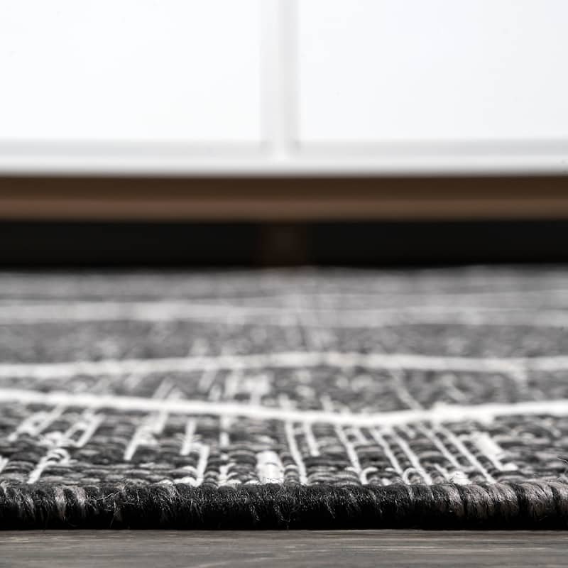 JONATHAN Y Derya Tribal Diamond Trellis Indoor/Outdoor Area Rug