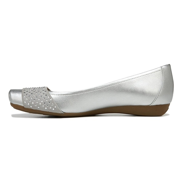 naturalizer silver flats