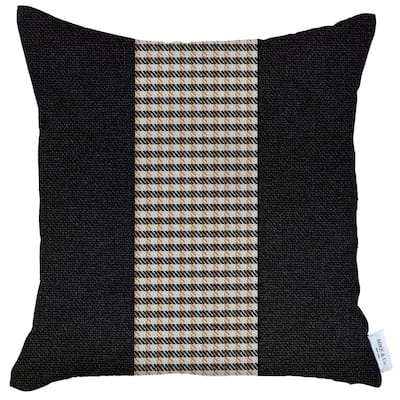 HomeRoots 18" X 18" Black And Brown Houndstooth Zippered Handmade Polyester Throw Pillow Cover