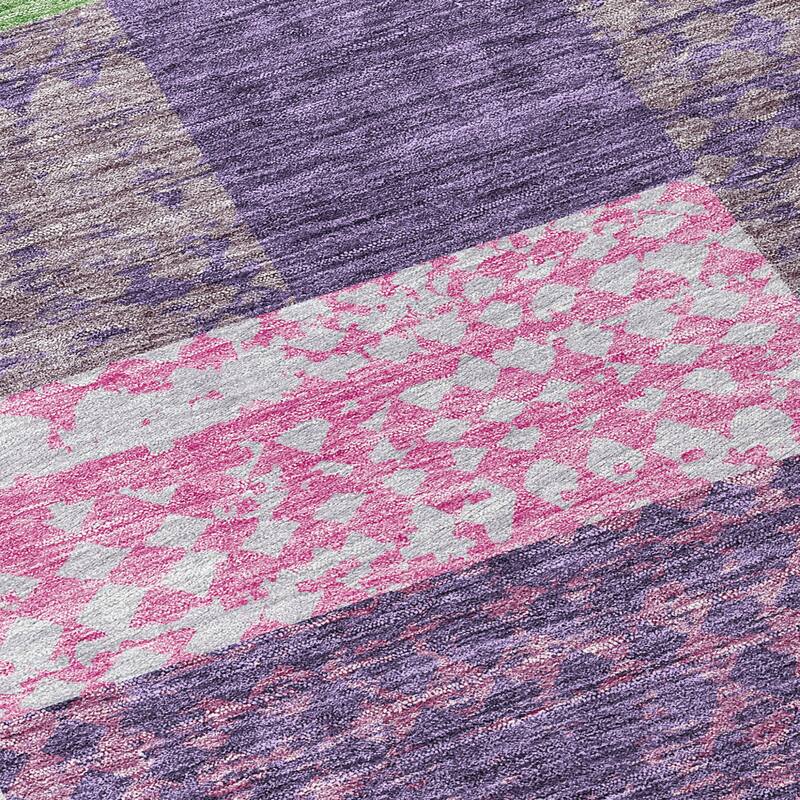 HomeRoots Geometric Transitional Rectangle Outdoor Rug