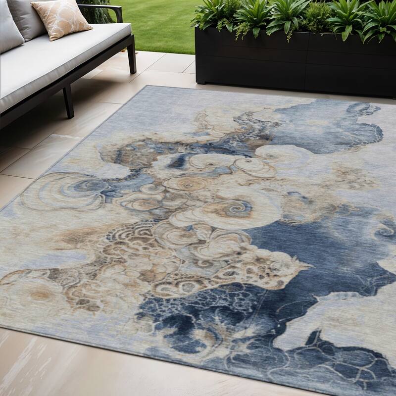HomeRoots Abstract Transitional Rectangle Outdoor Rug - 5' X 8'