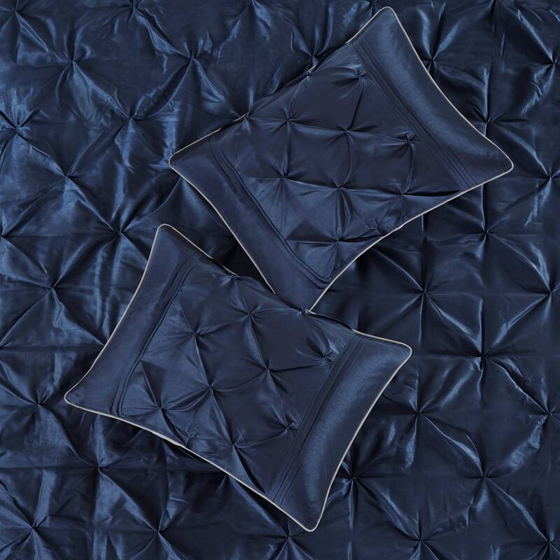 GDF Studio - Laurel 7-Piece Tufted Comforter Set with Decorative Pillows