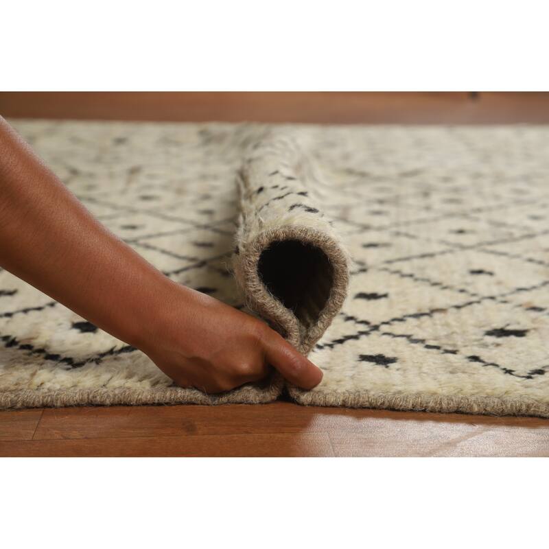 Beige Trellis Moroccan Oriental Area Rug Handmade Wool Carpet - 6'11" x 9'9"