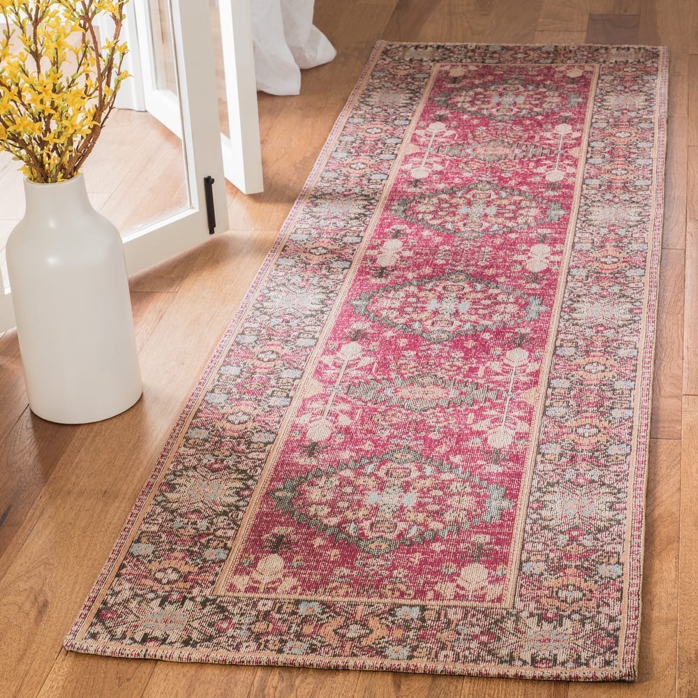 SAFAVIEH Classic Vintage Boho Ourania Distressed Oriental Cotton Rug