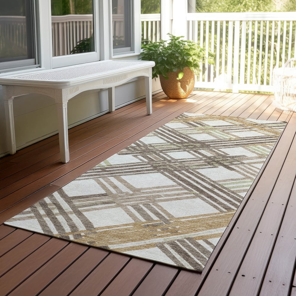 Machine Washable Indoor/ Outdoor Modern Trellis Chantille Rug